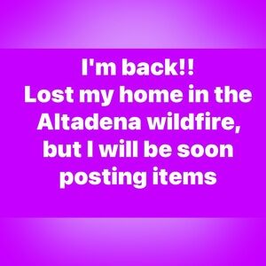 5 ⭐️ Seller returning to sell more items; 1X & 2X sizes.